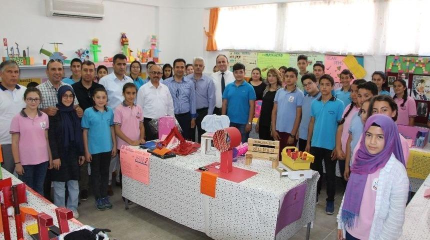 &Ouml;ğrenciler Den Yıl Sonu Sergisi