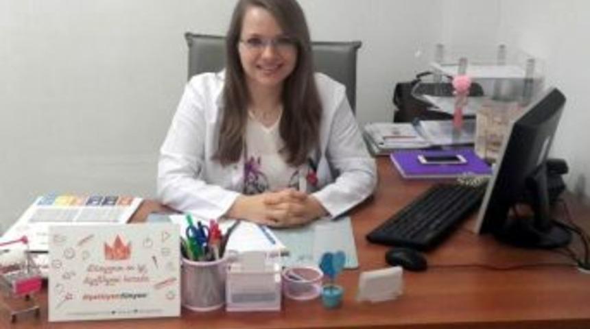 Diyetisyen Mercan: "iftarda Boş Mideye Y&uuml;klenmeyin"