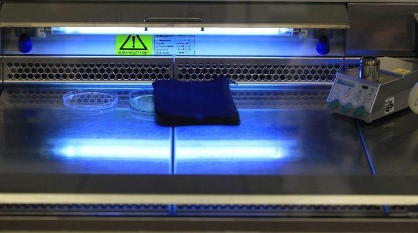 3 Kafadar Lise &Ouml;ğrencisi &lsquo;radyasyon Koruyucu Elbise&rsquo; Yaptı