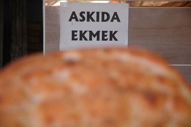 Van’da ‘askıda Ekmek’ Geleneği