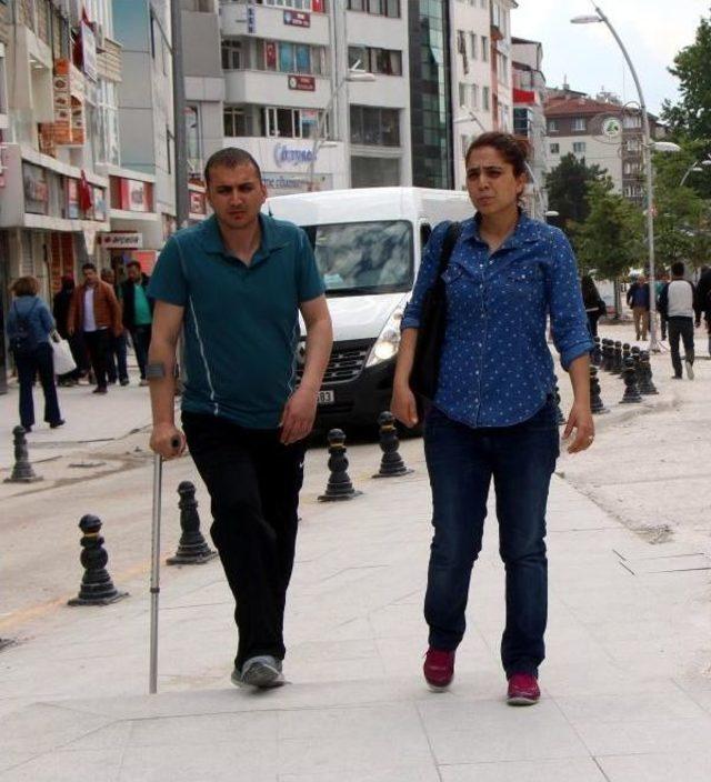 Devlet Övünç Madalyalı Gaziye Trafikte Dayak Iddiası