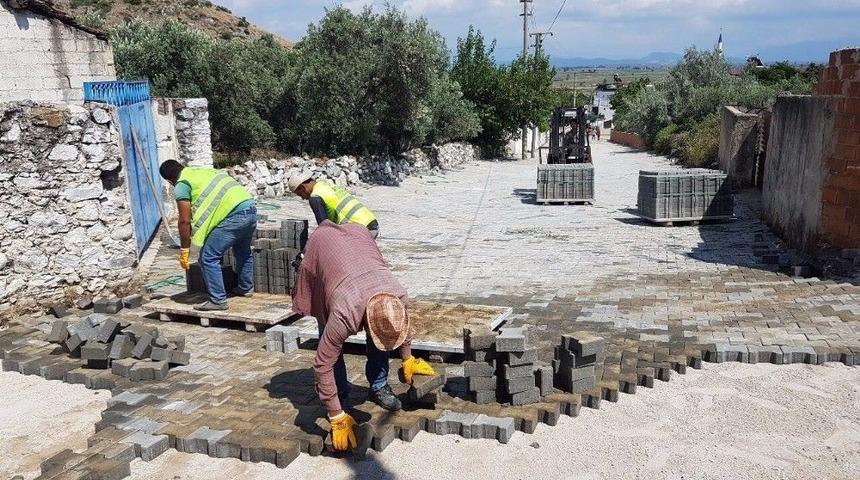 B&uuml;y&uuml;kşehir Yol &Ccedil;alışmalarına Atburgazı&rsquo;nda Devam Ediyor