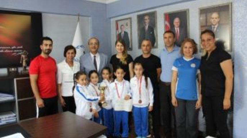 Mersin Cimnastikte T&uuml;rkiye &Uuml;&ccedil;&uuml;nc&uuml;s&uuml; Oldu