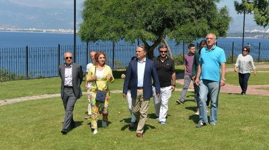 Erdal İn&ouml;n&uuml; Kent Parkı A&ccedil;ılış İ&ccedil;in G&uuml;n Sayıyor