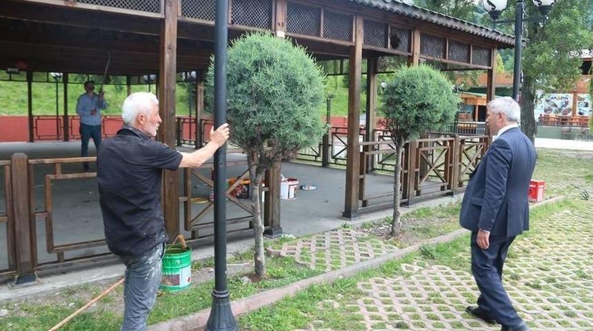 Kozlu Sahilinde Onarım &Ccedil;alışmaları S&uuml;r&uuml;yor