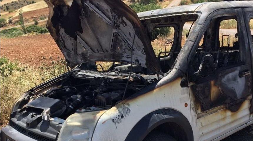 Hafif Ticari Ara&ccedil; Alev Aldı