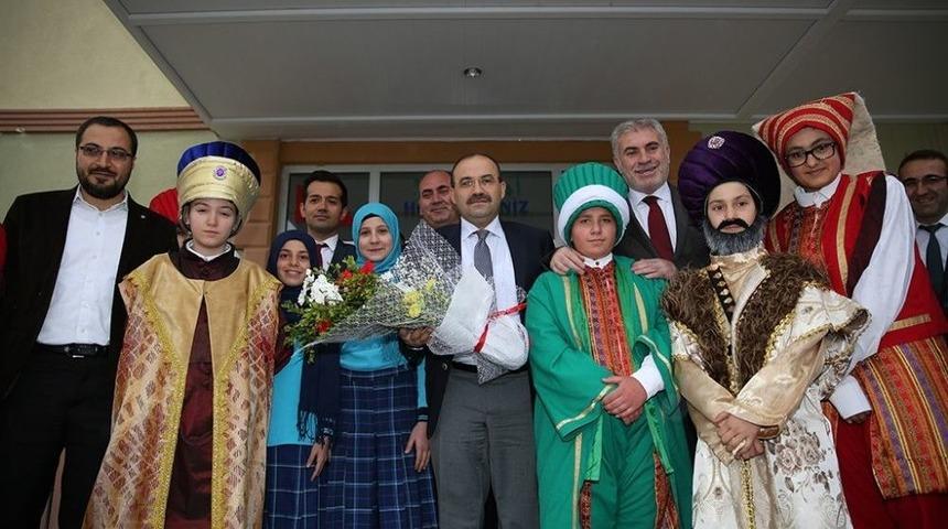 Vali İsmail Ustaoğlu, Fetih Ve Gen&ccedil;lik Ş&ouml;leni&rsquo;ne Katıldı