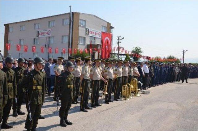 Şehit Annesinin 'bana Kokun Geliyor' Sözleri Yürekleri Dağladı