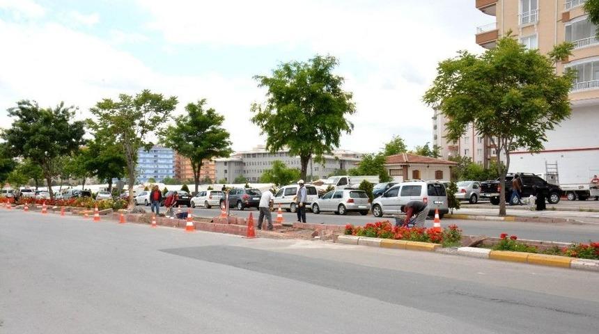 Aksaray&rsquo;da Kazalara Sebebiyet Veren Kavşaklar Trafiğe Kapatılıyor