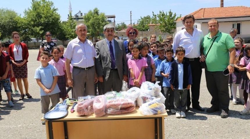 Burhaniye&rsquo;de Atık Pil Toplayan &Ouml;ğrenciler &Ouml;d&uuml;llendirildi