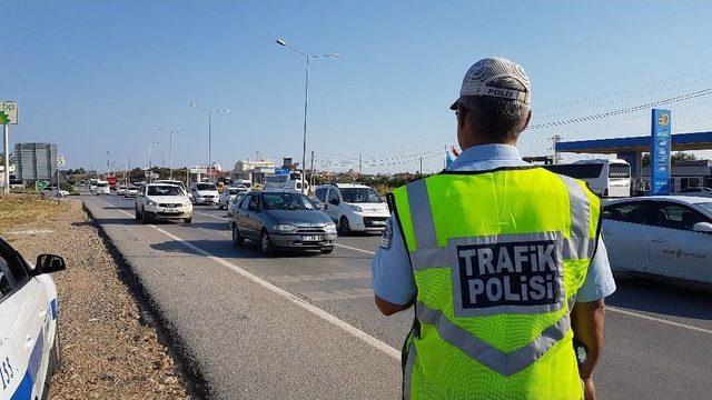 Polisten Se&ccedil;ici G&ouml;z Uygulaması 1