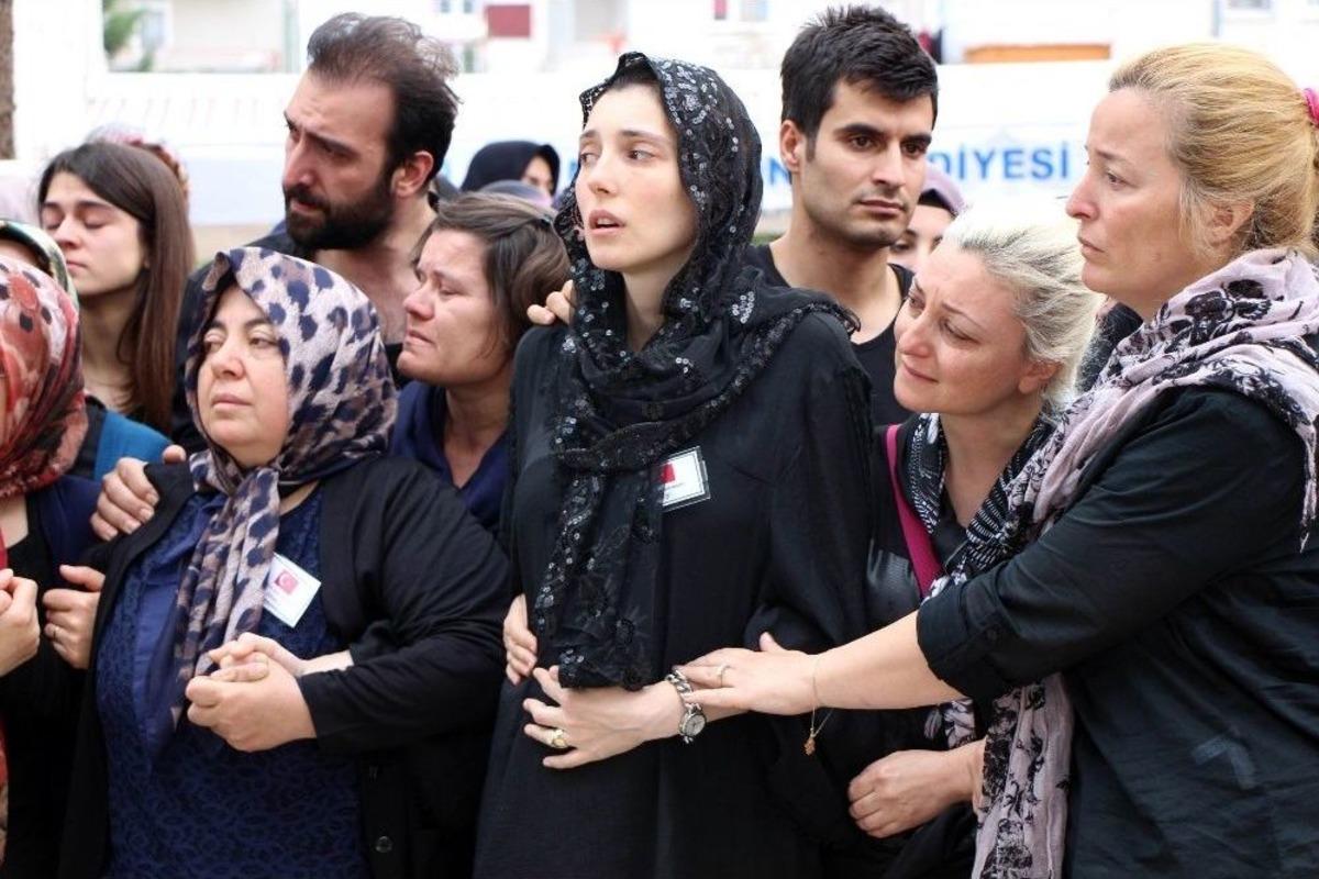 Kalbinde Şehidi, Karnında Bebeği