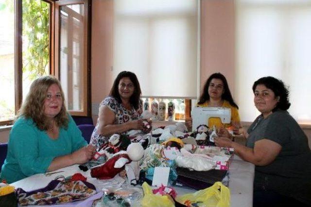 Yaptıkları Bez Bebekleri Internet &Uuml;zerinden Satıyorlar 1