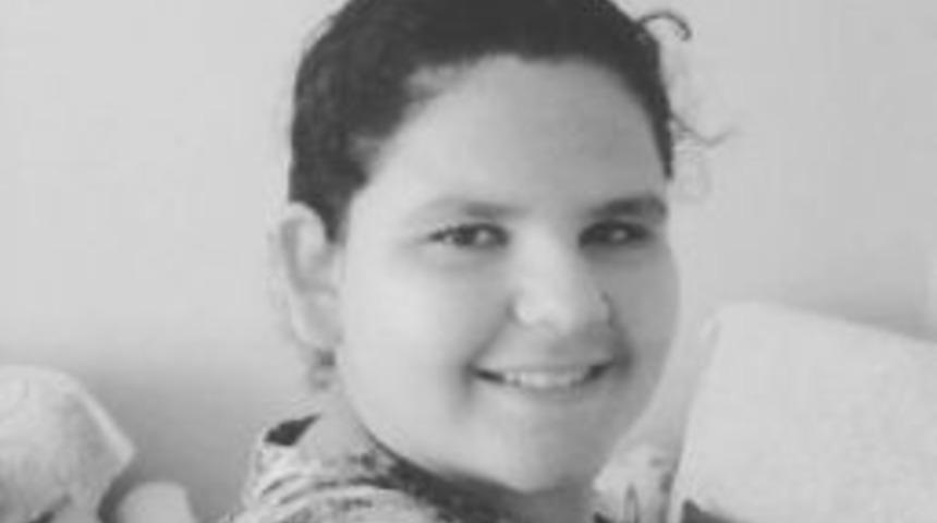 &Uuml;zerine Yıldırım D&uuml;şen K&uuml;bra, Toprağa Verildi