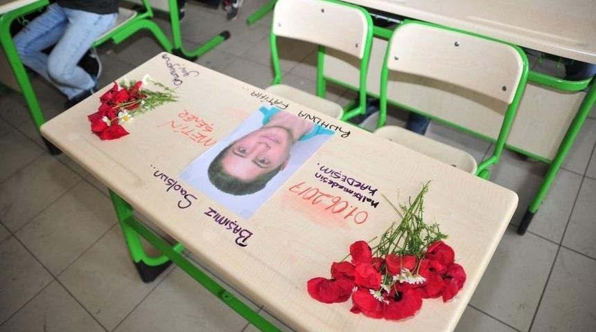 Boğularak &Ouml;len &Ouml;ğrencilerin Okullarında H&uuml;z&uuml;n