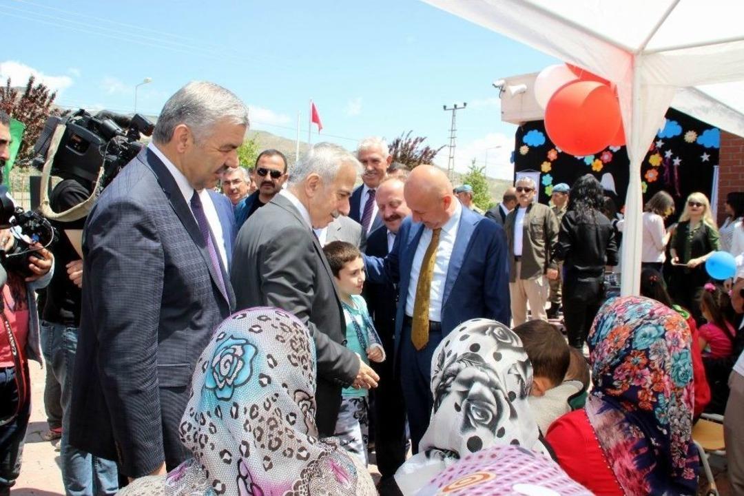 Engelli &Ccedil;ocuklar İ&ccedil;in Hobi Bah&ccedil;esi Kuruldu