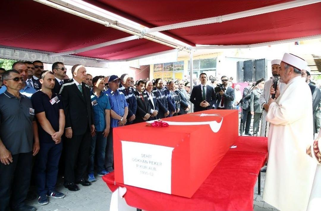 Şırnak Şehidi Albay G&ouml;khan Peker Son Yolculuğuna Uğurlandı