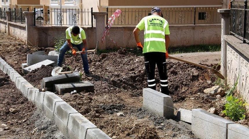 Feslikan B&ouml;lgesinde Kaldırım Ve Asfalt &Ccedil;alışmaları