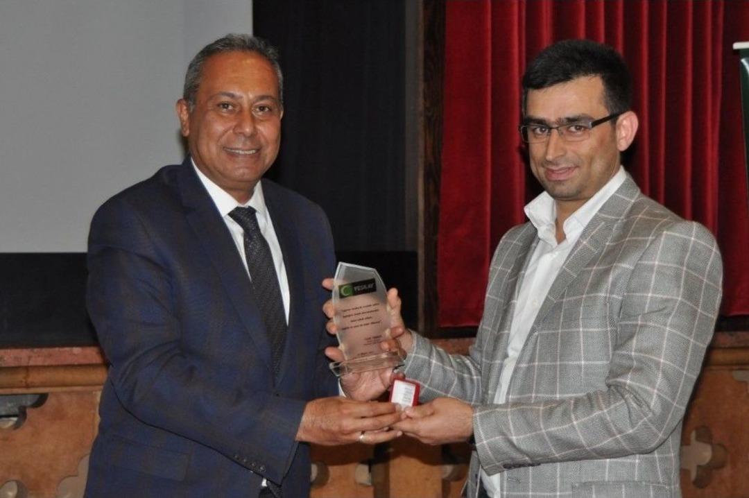 Sigarayı Bırakan Vatandaşlara Yeşilay&rsquo;dan Ay-yıldızlı Rozet