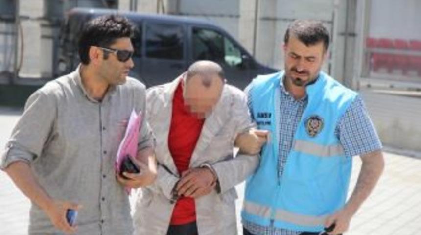 Otomobilden &Ccedil;ek Hırsızlığına G&ouml;zaltı