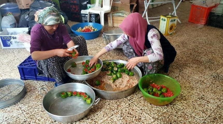 İftar Yemekleri Sarıcakayalı Kadınlardan