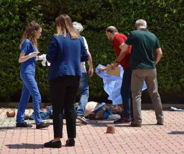 Boşanma Tartışmasında Damat- Kayınpeder Düellosu: 2 Ölü, 3 Yaralı (2) 1