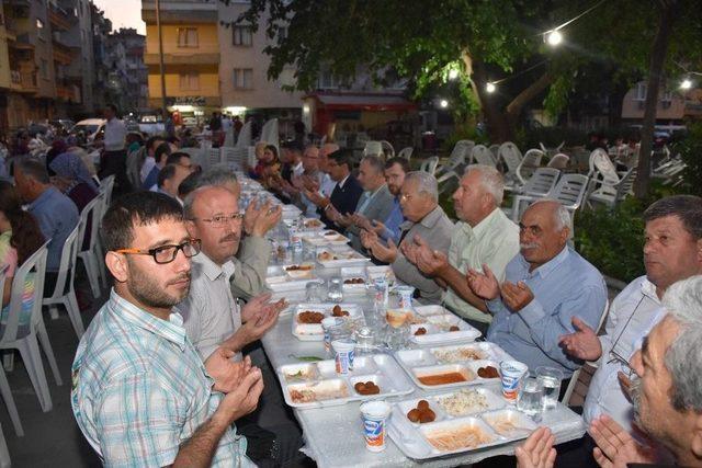 Başkan Çelik: “iftar Sofraları Birlik Ve Beraberliğimizin Göstergesidir” 1