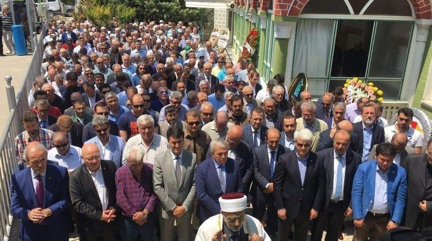 Duayen Gazetecinin Anne Acısı