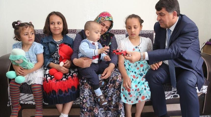 Başkan Fadıloğlu, &Ccedil;at Kapı Ziyaretlerini S&uuml;rd&uuml;rd&uuml;