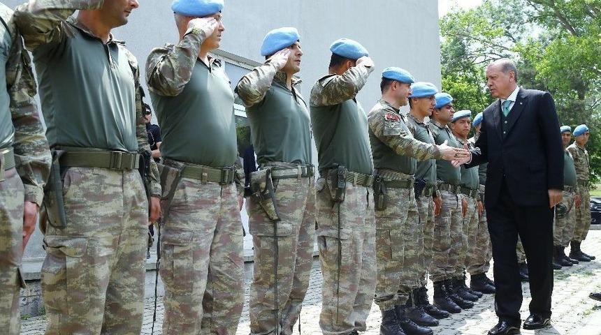 Cumhurbaşkanı Erdoğan&rsquo;dan Hadımk&ouml;y Jandarma Tabur Komutanlığına Taziye Ziyareti