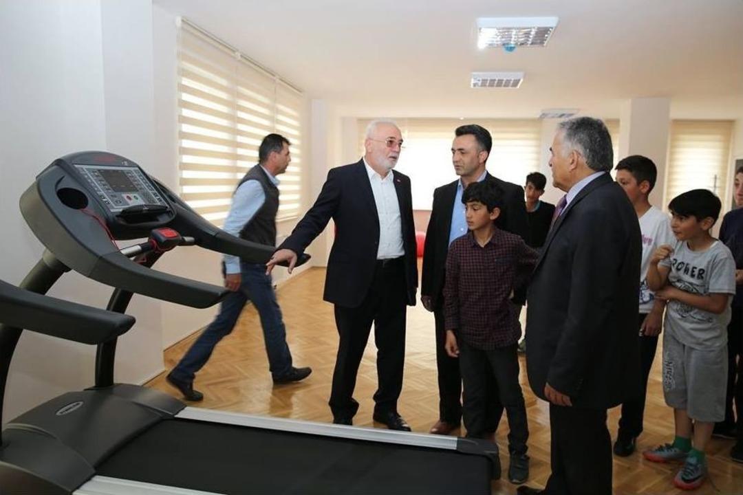 Başkan Dr. Memduh B&uuml;y&uuml;kkılı&ccedil; Tavlusun&rsquo;da