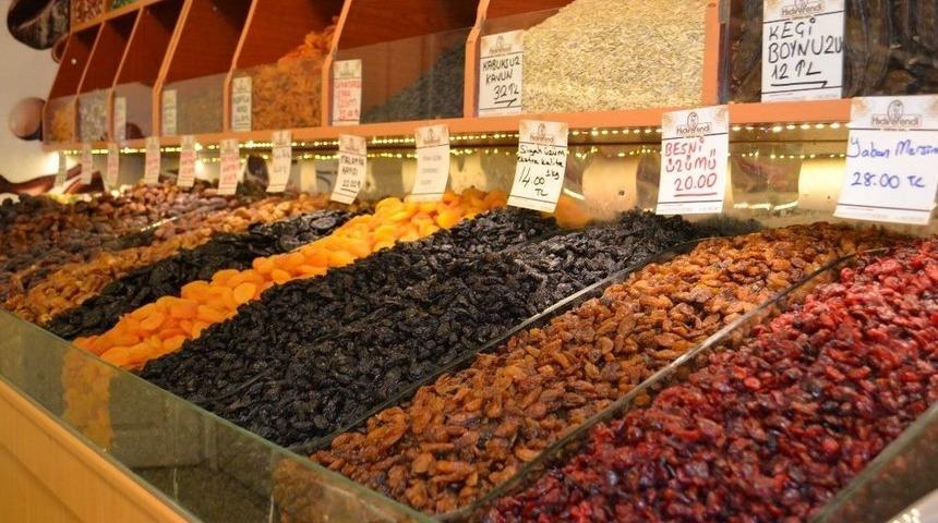 Ramazan&rsquo;ın Vazge&ccedil;ilmezi Kuruyemiş Ve Kuru Meyve