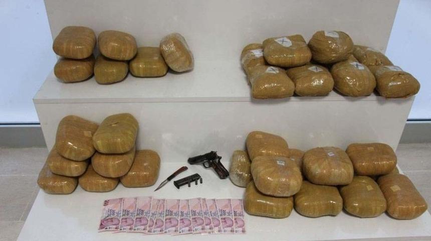 Muş&rsquo;ta Uyuşturucu Ve Ka&ccedil;ak Sigara Operasyonu