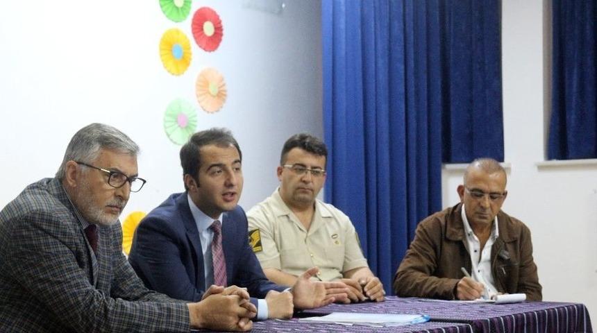 İn&ouml;n&uuml;&rsquo;de Muhtarlar Toplantısı