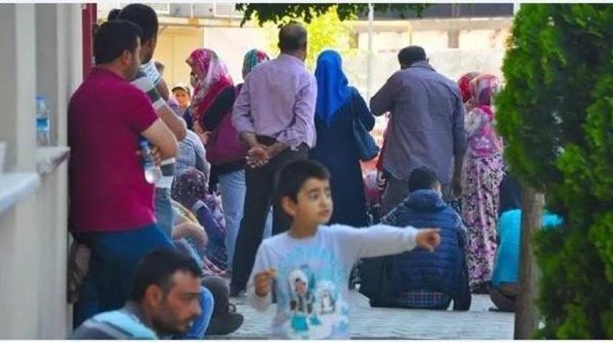 D&uuml;şt&uuml;ğ&uuml; Trakt&ouml;r&uuml;n Altında Kalarak &Ouml;ld&uuml;