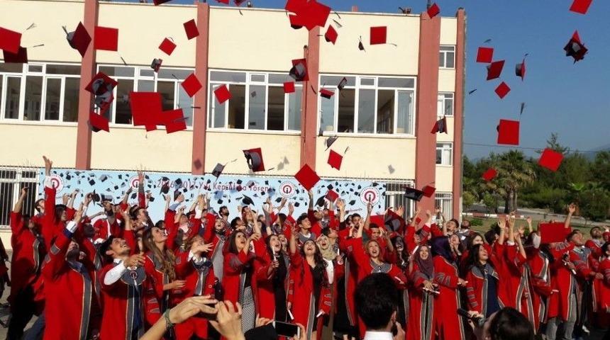 D&ouml;rtyol Ve Erzin Myo&rsquo;da Mezuniyet Coşkusu