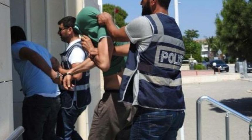 Telefon Dolandırıcıları Polis Operasyonuyla Yakalandı