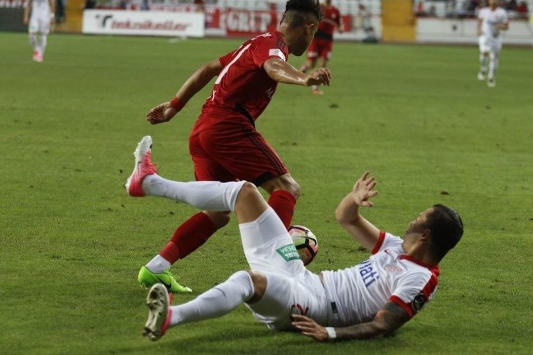 Spor Toto S&uuml;per Lig