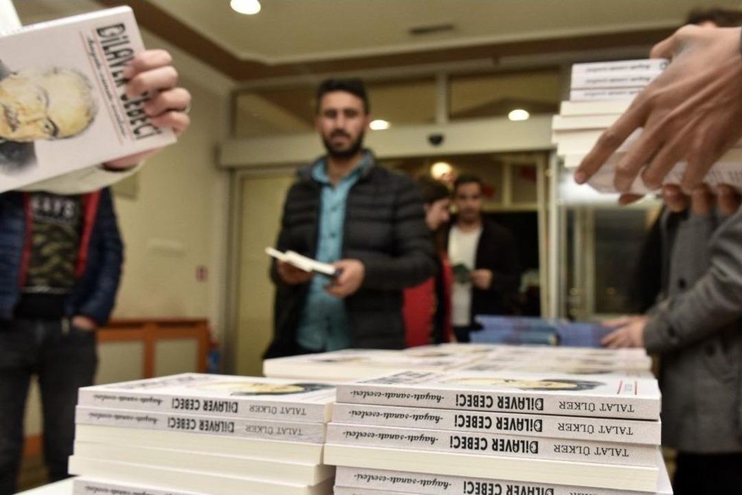 G&uuml;m&uuml;şhane&rsquo;de Şiir Dolu Gece