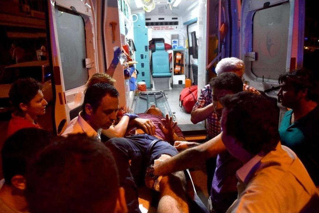 Mersin&rsquo;de K&uuml;nefeciye Silahlı Saldırı: 5 Yaralı