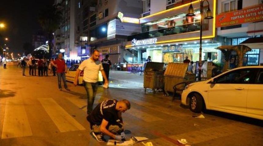 Mersin'de K&uuml;nefeciye Silahlı Saldırı: 6 Yaralı