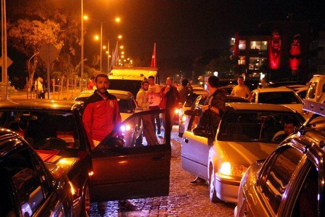 Samsun’da Şehitlere Saygı Ve Teröre Lanet Konvoyu