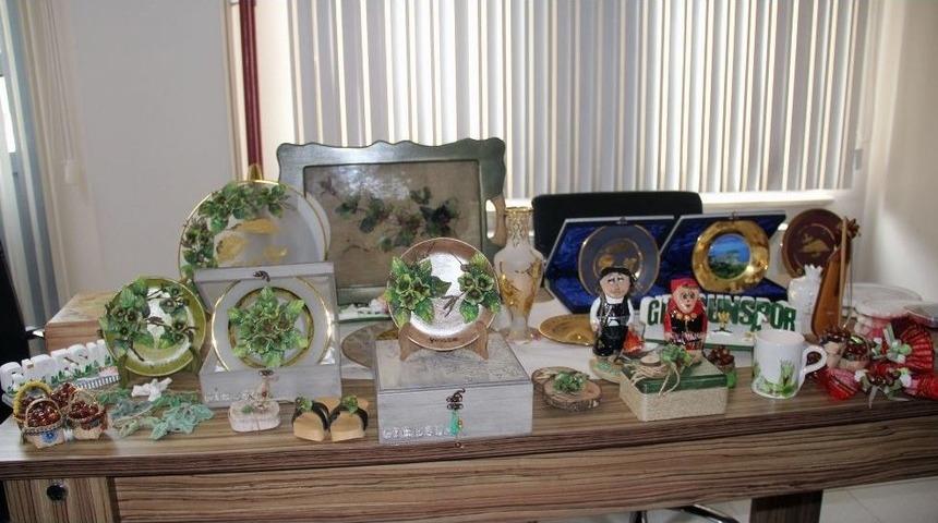 Hayallerini Hediyelik Eşyaya D&ouml;n&uuml;şt&uuml;rd&uuml;ler