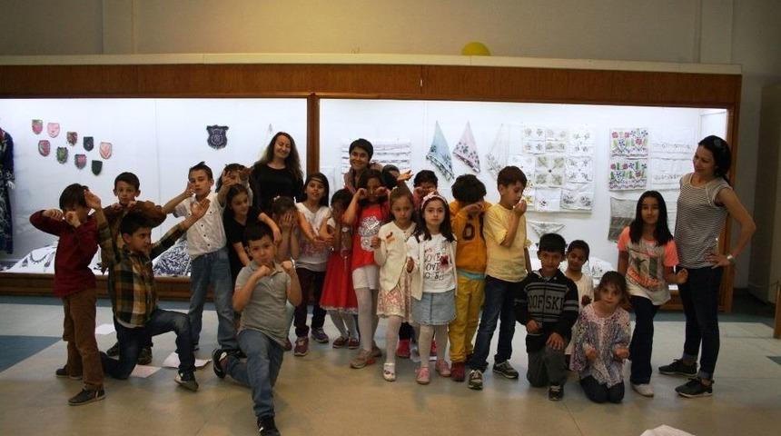 &Ouml;ğrenciler Eğlenerek &Ouml;ğrendiler