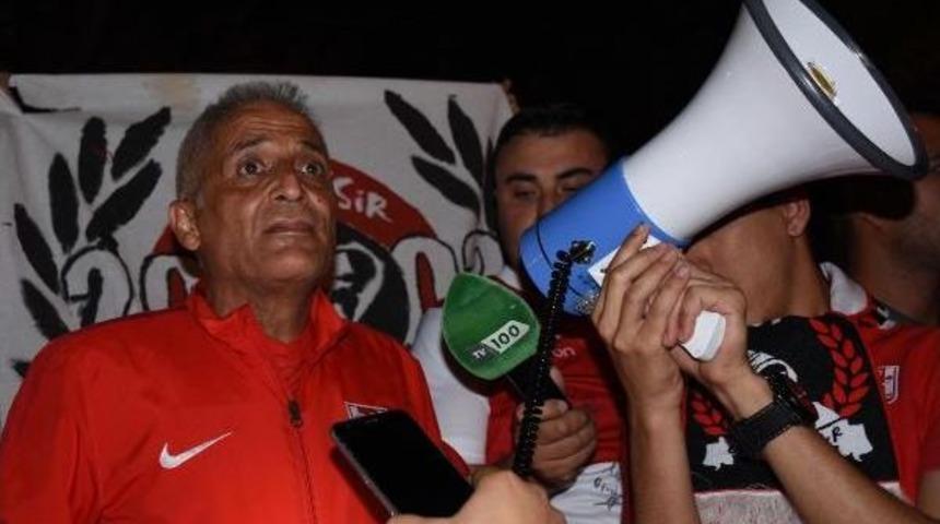 Balıkesirspor Taraftarından Yürüyüş