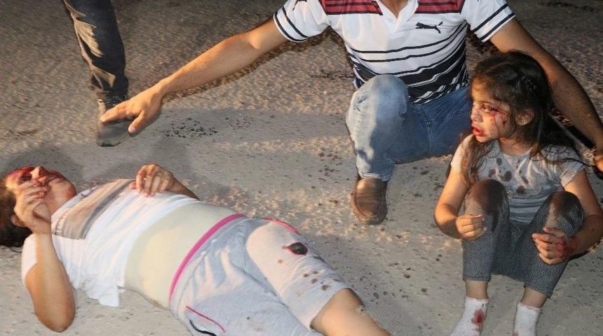 Otomobil İle Kamyon &Ccedil;arpıştı, 8 Yaşındaki Kız Ve Annesi Hayatını Kaybetti