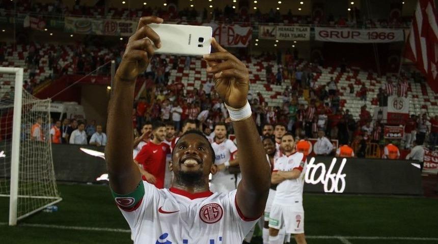 Eto&rsquo;o, Antalyaspor&rsquo;u Sırtladı