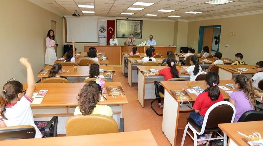 &Ouml;ğrenciler Sordu Başkan Şirin Cevapladı