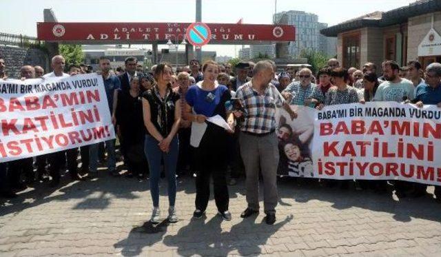 Şehir Eşkiyaları Çatıştı; 3,5 Yaşındaki Esra Babasız Kaldı