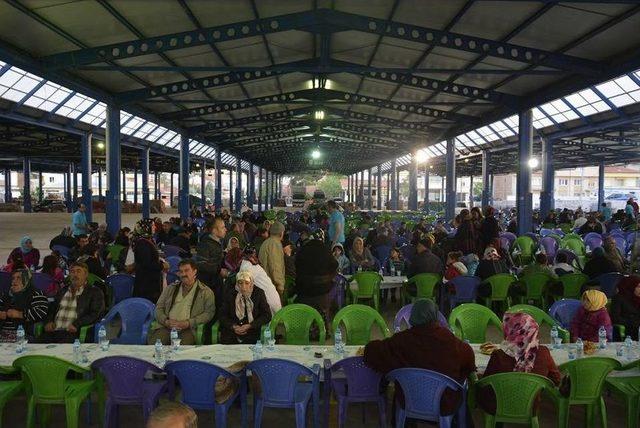 Sandıklı’da Mahalle İftarları Yapılmaya Başlandı 1